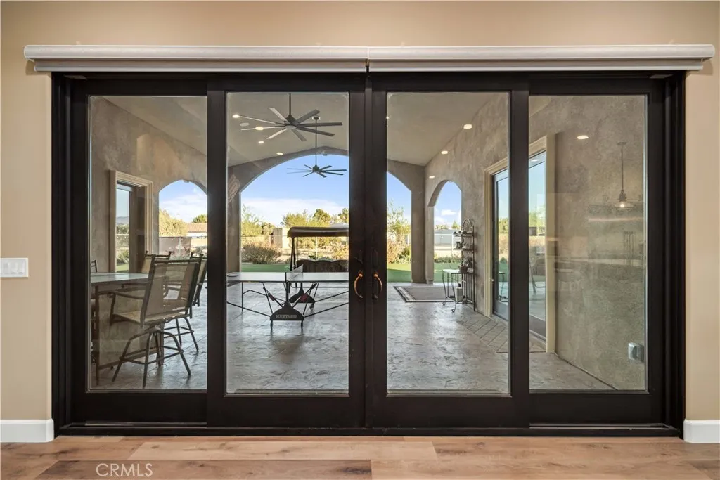 40158 25th St W, Palmdale, California 93551 home-pic-11